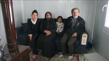 Kars'ta evleri yaşanmaz durumdaki üç aile devlet eliyle yeni yuvalarına kavuştu