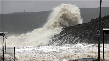 Marmara ve Ege için kuvvetli rüzgar ve fırtına uyarısı