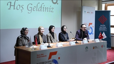 TÜRGEV Platform Çalışmaları 5. Ulusal Öğrenci Kongresi oturumlarla sürüyor