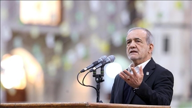 بزشكيان يشكر قادة المنطقة على دعم السلام والاستقرار