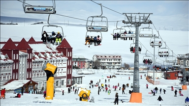 Li Sariqamîşê dawiya hefteyê pîst bi kaşûnhezan tijî bûn