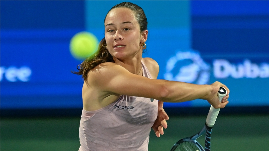 Zeynep Sönmez, Dubai Tenis Şampiyonası'na ilk turda veda etti 