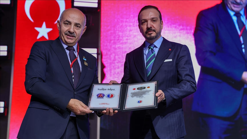 Almanya'da "4. Avrupa Türk Medya Zirvesi" düzenlendi