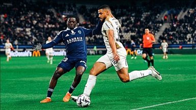 قدم.. لانس يقسو على باريس إف سي بخماسية نظيفة