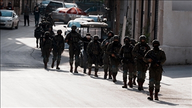 In another ceasefire violation, Israeli soldiers cross UN-demarcated border into Lebanon