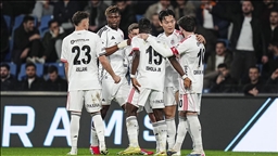 Beşiktaş, deplasmanda RAMS Başakşehir'i 3-2 yendi