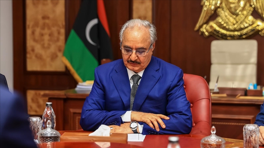 Le chef du renseignement égyptien et Haftar discutent des évolutions locales et régionales à Benghazi