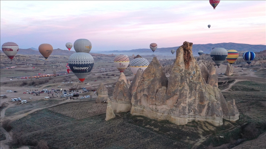 Li Kapadokyayê par 754 hezar û 98 kes beşdarî tûrên balonê bûn