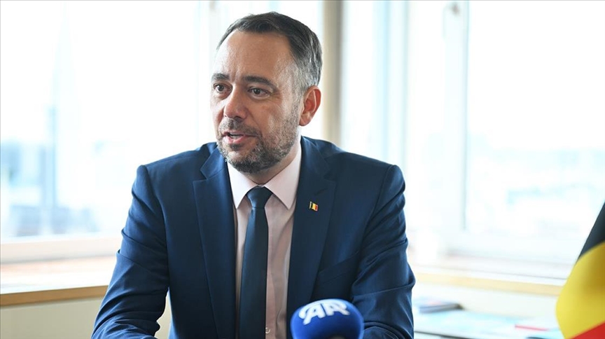 Tensions diplomatiques : la Belgique convoque l’ambassadeur des États-Unis après des propos jugés « inacceptables »