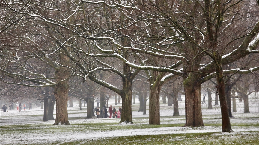 Yellow warning for snow, ice issued as wintry weather hits UK