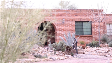 FBI says DNA from glove may link suspect to disappearance of Savannah Guthrie’s mother