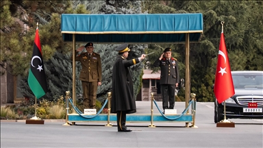 أنقرة.. رئيس أركان الجيش التركي يلتقي نظيره الليبي