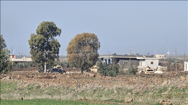 سوريا.. قوات إسرائيلية تتوغل بريف القنيطرة وتعتقل شابين