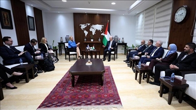 حكومة فلسطين تطالب بضغط دولي لإلزام إسرائيل بتنفيذ اتفاق وقف النار