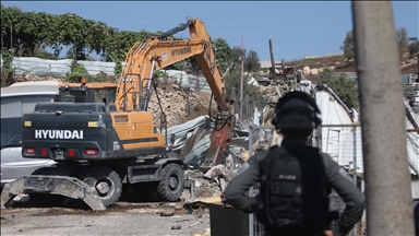 إسرائيل تُخطر بوقف بناء 15 منزلا فلسطينيا وتهدم غرفة زراعية في الضفة 