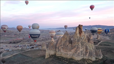 Više od 754.000 turista letjelo balonima u Kapadokiji prošle godine