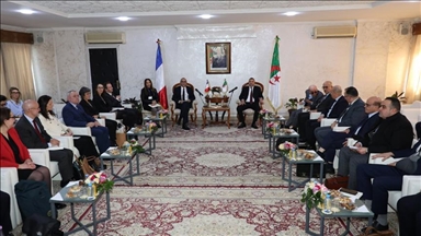 وزير الداخلية الفرنسي يصل الجزائر في زيارة رسمية ليومين