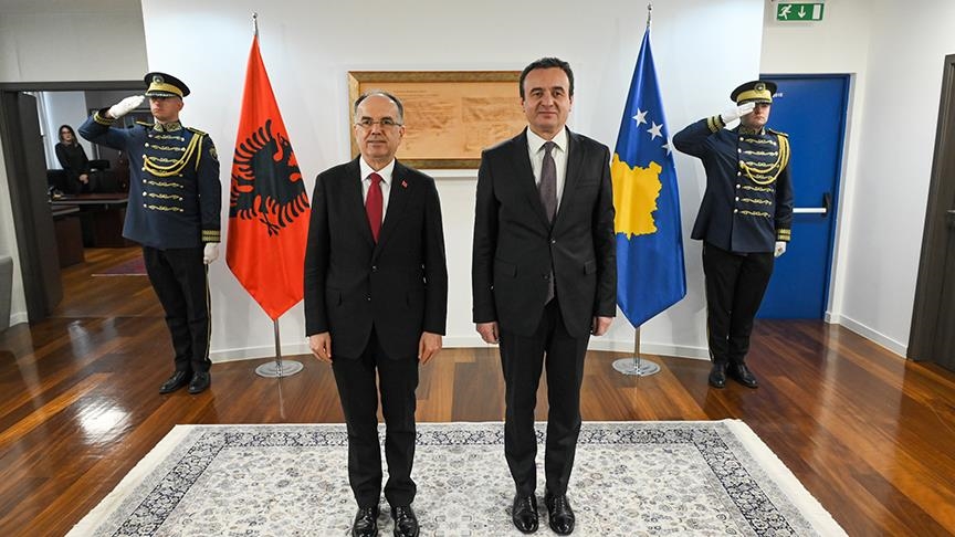 Kryeministri Kurti pret në takim presidentin e Shqipërisë, Bajram Begaj