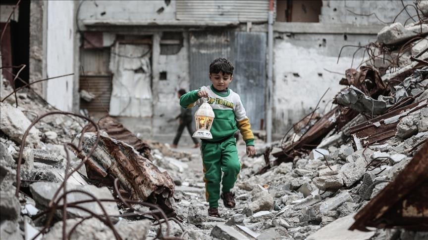 "حماس": رمضان فرصة للتحرك الجاد والوقوف إلى جانب غزة