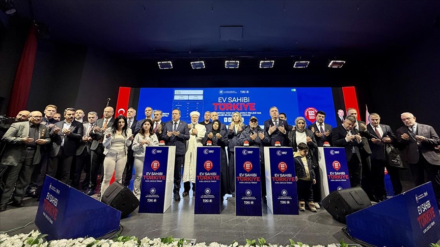 "Yüzyılın Konut Projesi" kapsamında Sakarya'da yapılacak konutların kurası çekildi