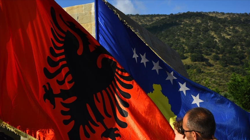 Begaj, Rama dhe Peleshi mesazhe urimi për 18-vjetorin e Pavarësisë së Kosovës 