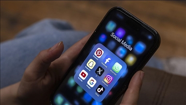 L’Inde durcit la réglementation encadrant l’usage de l’IA sur les réseaux sociaux