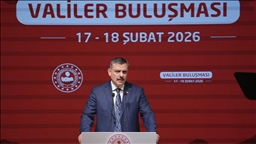 "سفراء قلوبنا".. وزير الداخلية التركي يعلن عودة أكثر من 1.3 مليون سوري