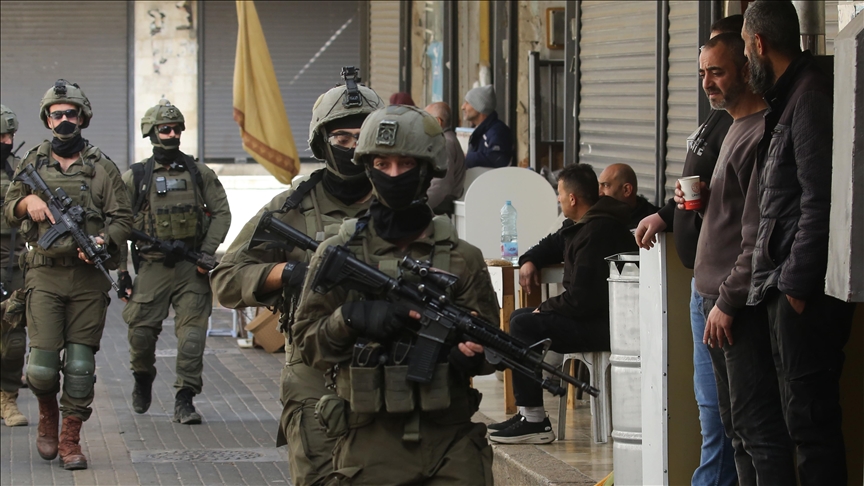 Israeli army kills Palestinian in Gaza on 1st day of Ramadan