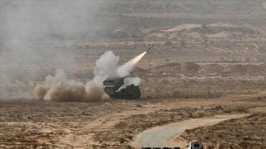 إعلام عبري: إسرائيل لن تتردد بالانضمام لهجوم أمريكي ضد إيران 