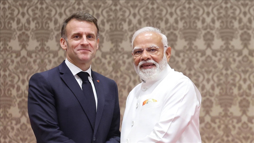 Inde: Emmanuel Macron inaugure un centre franco-indien dédié à l’IA en santé à New Delhi