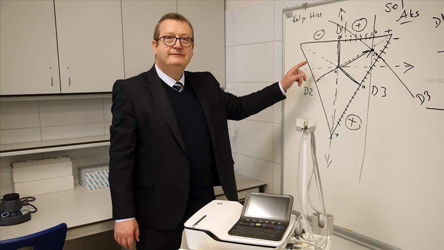 Kalp hastalarına kriz riskini artırması nedeniyle "soğuk havada kalmamaları" uyarısı