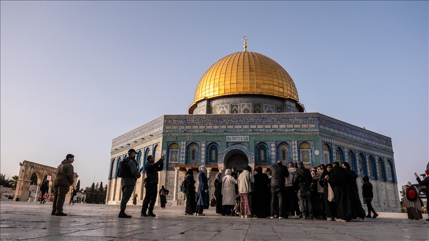 Israel limits number of worshippers at Jerusalem’s Al-Aqsa Mosque to 10,000 Palestinians during Ramadan