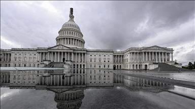 ABD'de elinde silahla Kongre Binası'na doğru koşan şüpheli gözaltına alındı