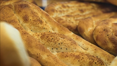 İftar sofralarının vazgeçilmez lezzeti pide için fırınlarda hazırlıklar tamam