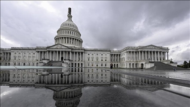 الشرطة الأمريكية تحبط محاولة اقتحام شاب مسلح لمبنى الكونغرس