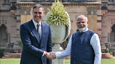 Hindistan Başbakanı Modi, İspanya Başbakanı Sanchez ile bir araya geldi