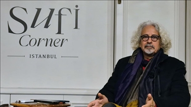 Tunuslu yönetmen Nacer Khemir, "Çöl İşaretçileri" filminin perde arkasını anlattı