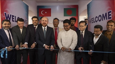 İlim Yayma Vakfı Mütevelli Heyeti Başkanı Erdoğan ve TİKA Başkanı Eren, Dakka'da sağlık merkezi açılışına katıldı