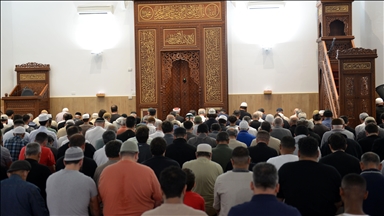 Avustralya'da ilk teravih namazı kılındı