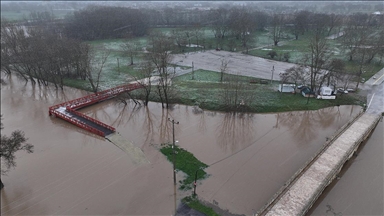 Tunca Nehri, Kırkpınar Güreşleri'nin yapıldığı Sarayiçi'nde kısmen taştı