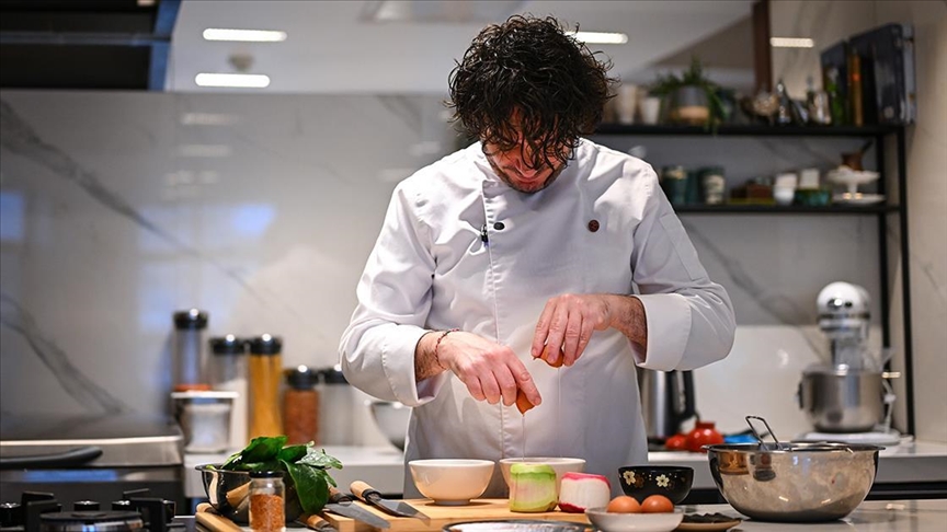 "Japon Mutfağı İyi Niyet Elçisi" ilk Türk şef, deneyimini gençlere aktarıyor
