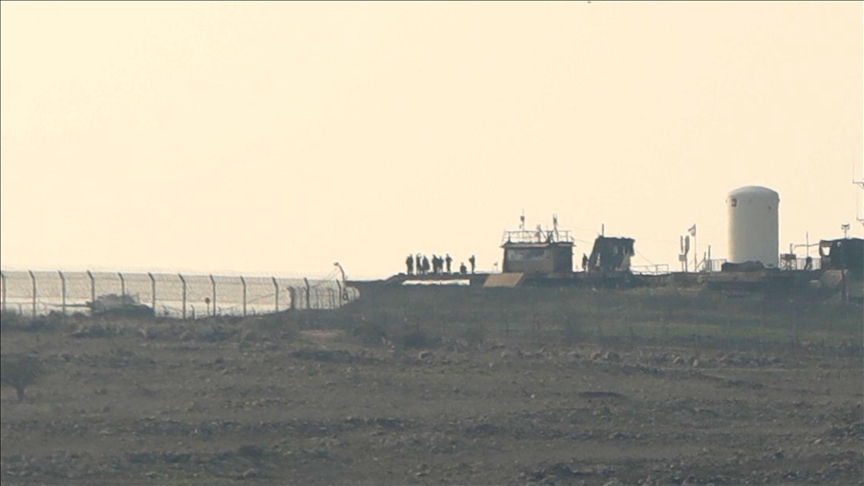 Israeli army forces detain child in Syria’s Quneitra