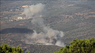 الجيش الإسرائيلي يستهدف مناطق في شرق وجنوب لبنان