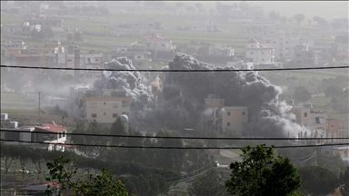 İsrail ordusu, Lübnan'ın güneyinde 2 beldeye saldırılar düzenledi