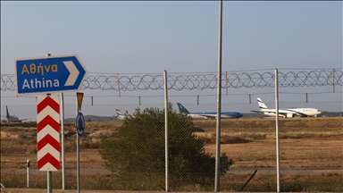 Atina Havalimanı'nda radarlarla iletişim arızası yaşandı