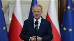 Tusk urges Polish citizens to leave Iran immediately amid conflict fears