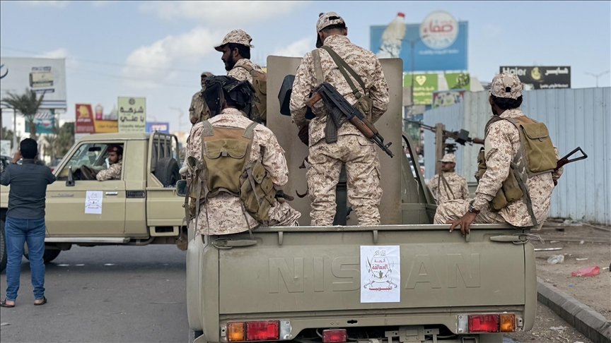 Unrest near presidential palace in Yemen’s Aden leaves casualties after new government convenes