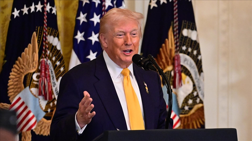 ABD Başkanı Trump, Yüksek Mahkemenin kararını beklerken tarifeleri savundu