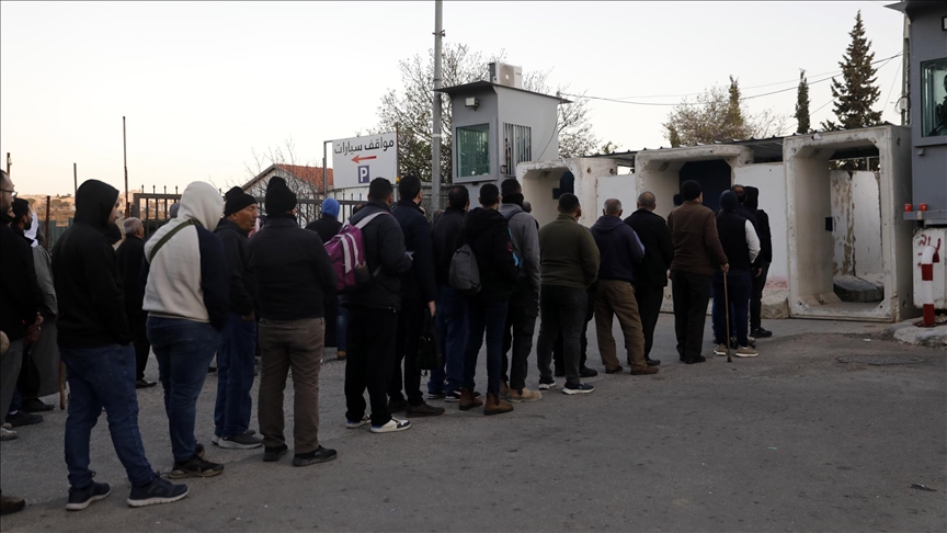 في أول جمعة برمضان.. إسرائيل تشدد قيود دخول الفلسطينيين للأقصى