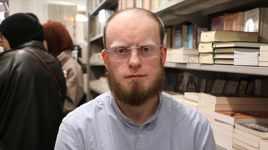 Fransa'da sonradan Müslüman olan Sibille, İslam'la birlikte "yeniden doğduğunu" belirtti